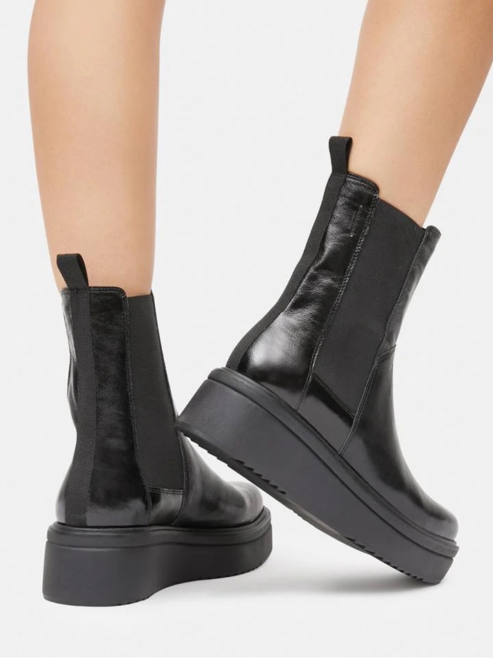 Vagabond Shoemakers Tara Boots Sz 36 US 6 Patent Leather Black Platform Chunky
